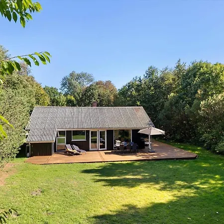 Feriehus 1422-aakirkeby-boesvej-4 *